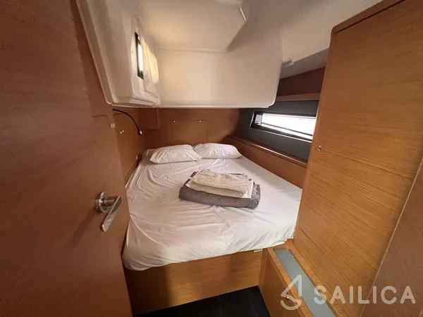 Dufour 41 - Yacht Charter Sailica