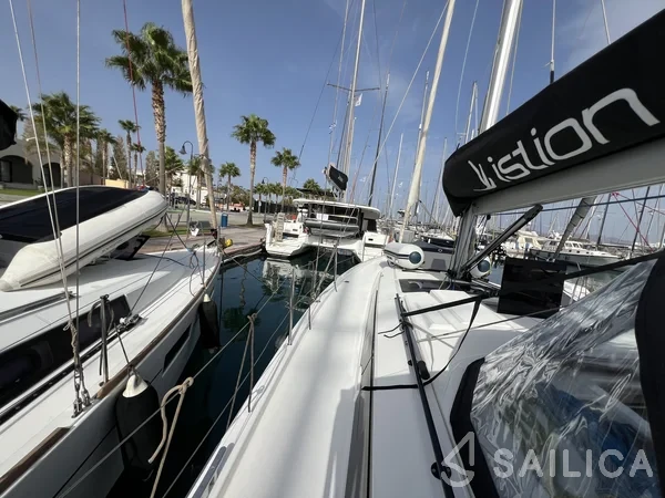 Dufour 41 - Yacht Charter Sailica
