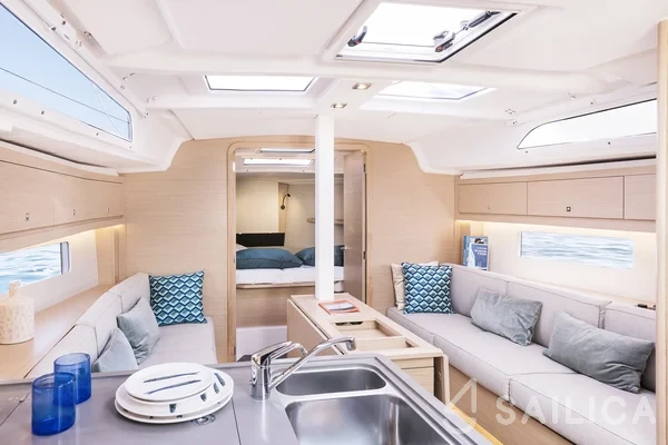 Dufour 37 - Yacht Charter Sailica