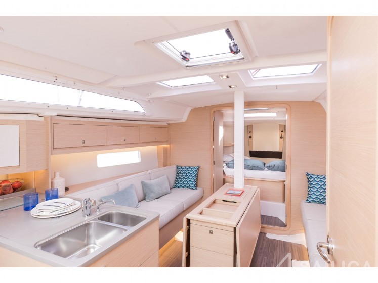 Dufour 37 - Yacht Charter Sailica