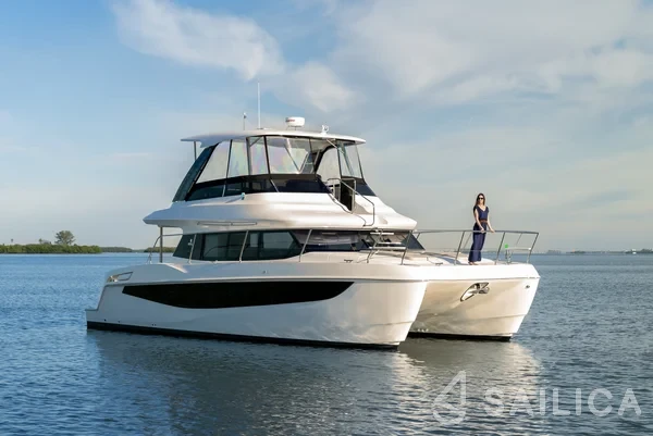 Aquila 42 - Yacht Charter Sailica