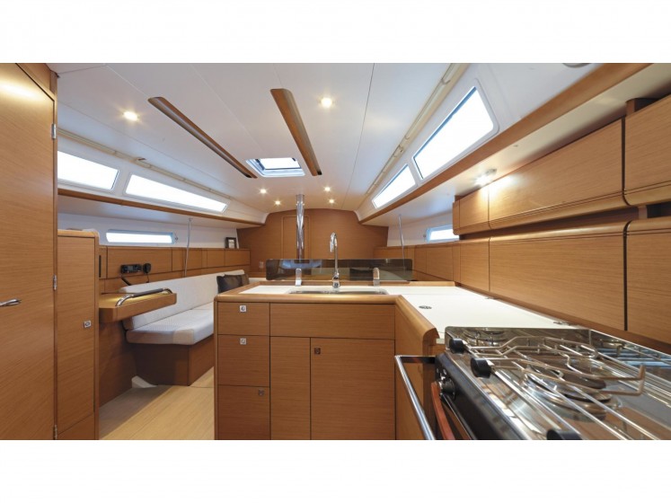 Sun Odyssey 389 - Yacht Charter Sailica