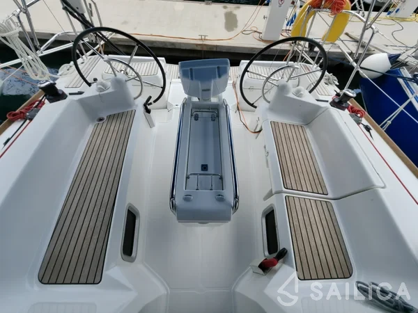 Sun Odyssey 389 - Yacht Charter Sailica