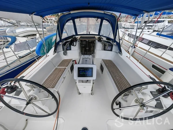 Sun Odyssey 389 - Yacht Charter Sailica