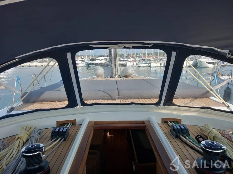 D&D Kufner 54 - Yacht Charter Sailica