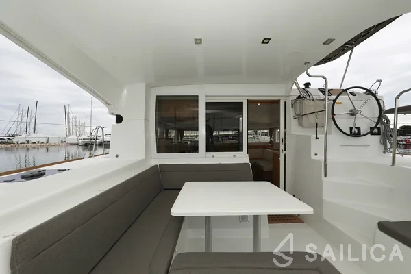 Lagoon 39 - Yacht Charter Sailica