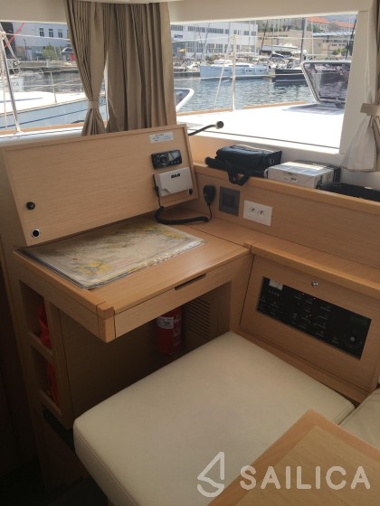 Lagoon 39 - Yacht Charter Sailica