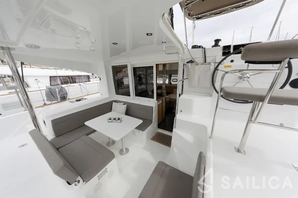 Lagoon 39 - Yacht Charter Sailica