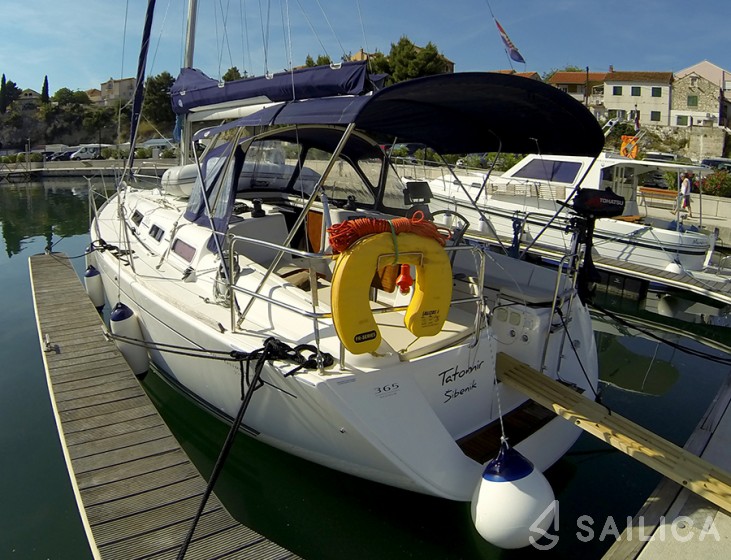 Dufour 365 - Yacht Charter Sailica