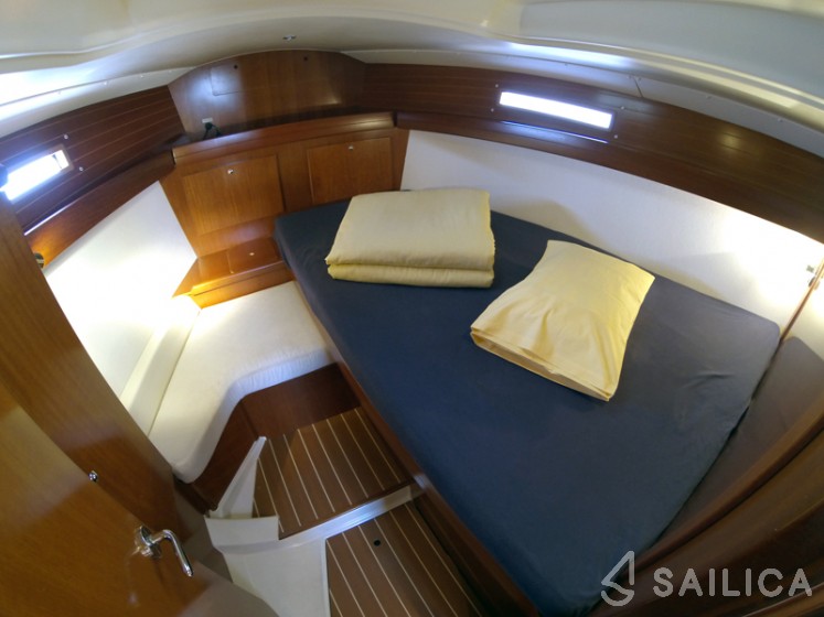Dufour 365 - Yacht Charter Sailica
