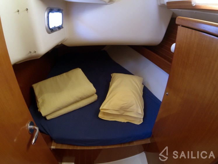 Dufour 365 - Yacht Charter Sailica