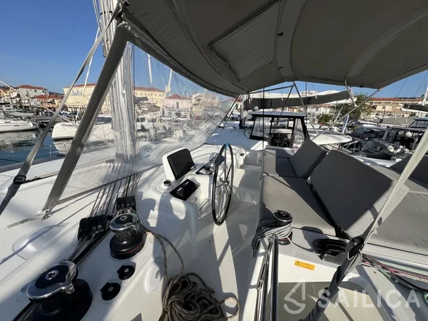 Lagoon 46  - Yacht Charter Sailica