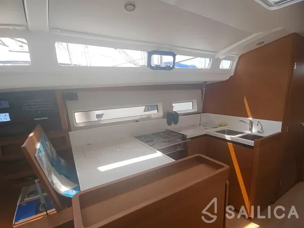 Sun Odyssey 440 - Yacht Charter Sailica
