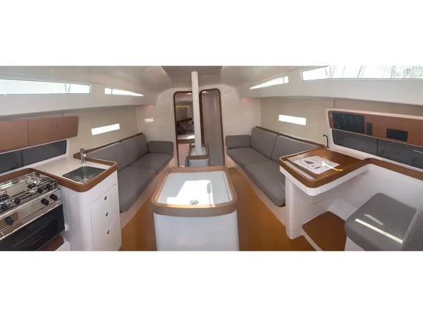 First 36 - Yacht Charter Sailica