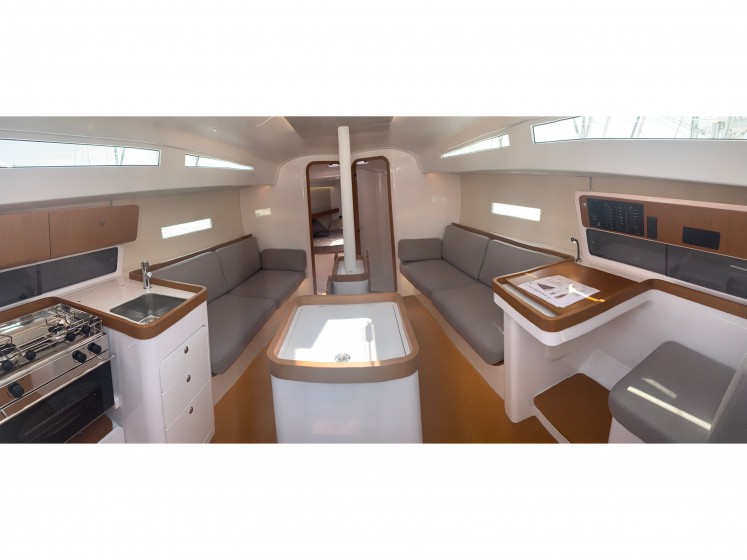 First 36 - Yacht Charter Sailica