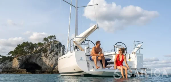 Oceanis 37.1 - Yacht Charter Sailica
