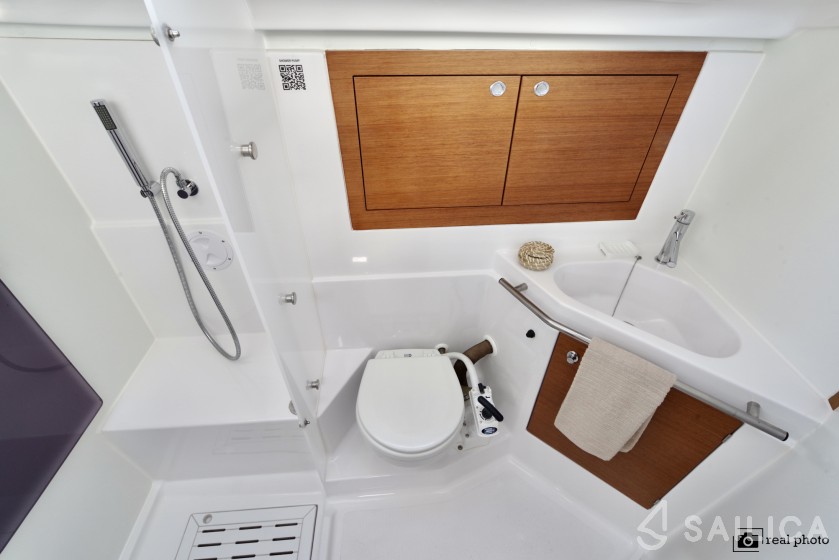 Elan Impression 45.1 - Yacht Charter Sailica
