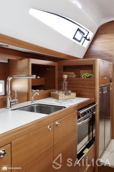 Elan Impression 45.1 - Yacht Charter Sailica
