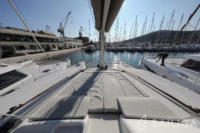 Lagoon 450 - Yacht Charter Sailica
