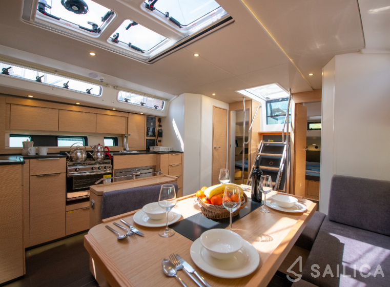 Hanse 460 - Yacht Charter Sailica