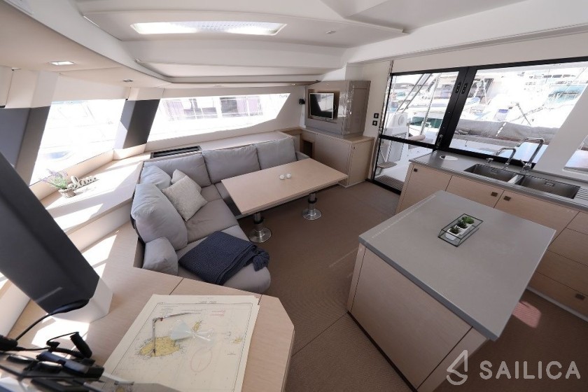 Saba 50 - Yacht Charter Sailica