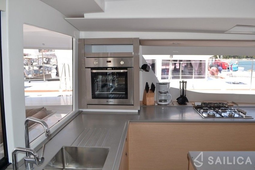 Saba 50 - Yacht Charter Sailica