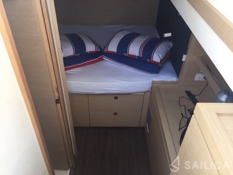 Saona 47 - Yacht Charter Sailica