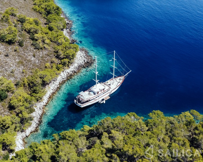 Gulet - Yacht Charter Sailica
