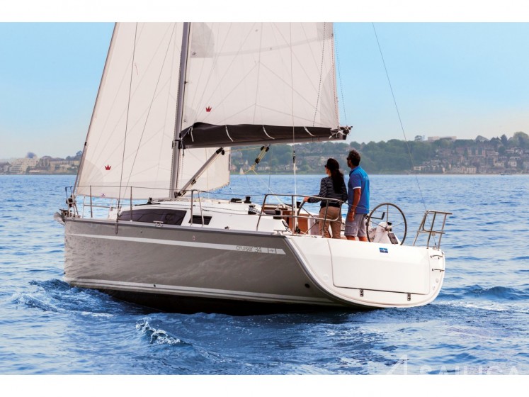Bavaria 34 Cruiser - Yacht Charter Sailica