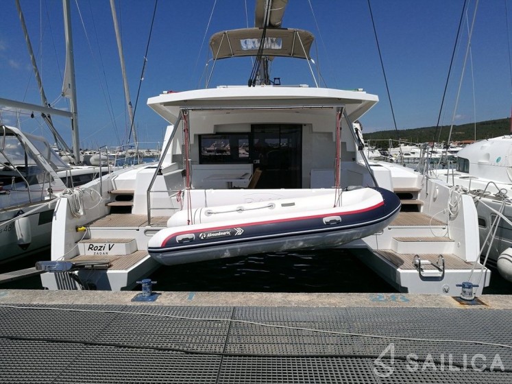 Bali 4.5 - Yacht Charter Sailica