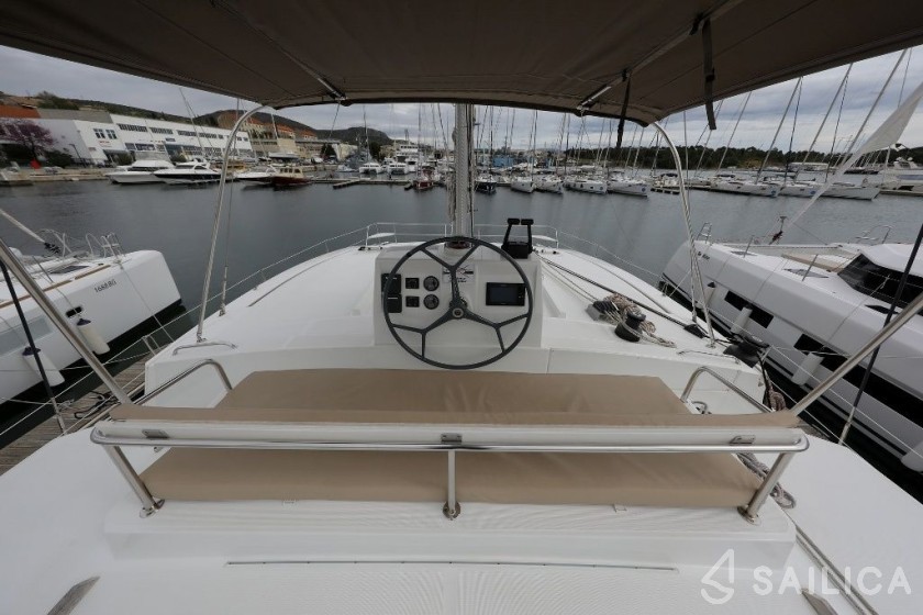 Bali 4.5 - Yacht Charter Sailica