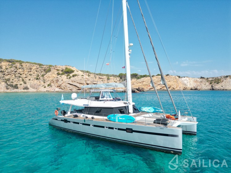 Sunreef 62 - Yacht Charter Sailica