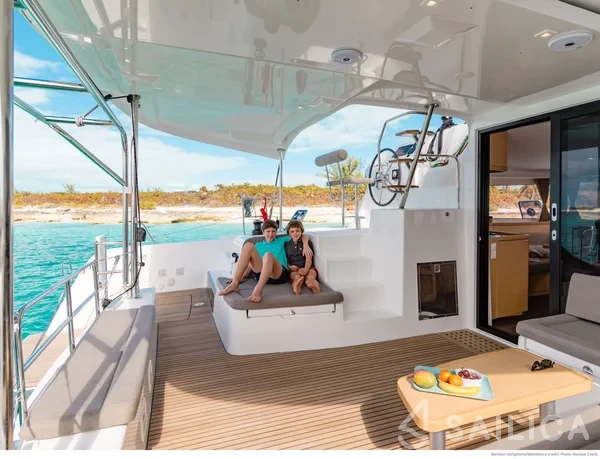 Lagoon 42 - Yacht Charter Sailica