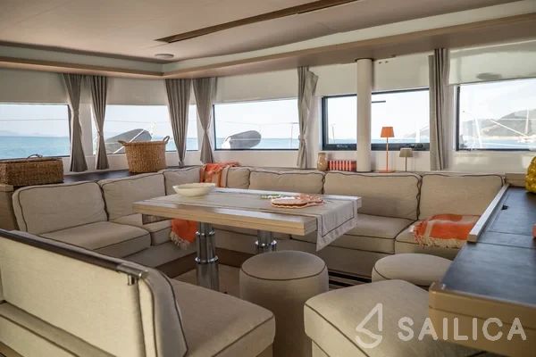 Lagoon 51 - Yacht Charter Sailica