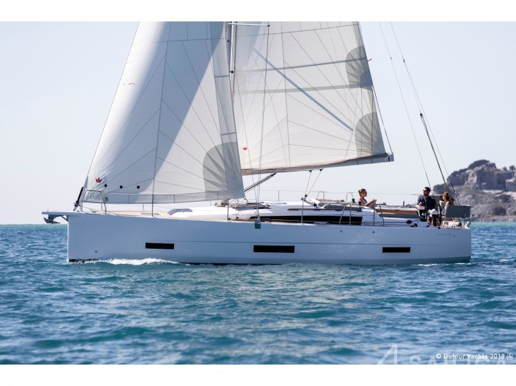 Dufour 390 Grand Large - Yacht Charter Sailica