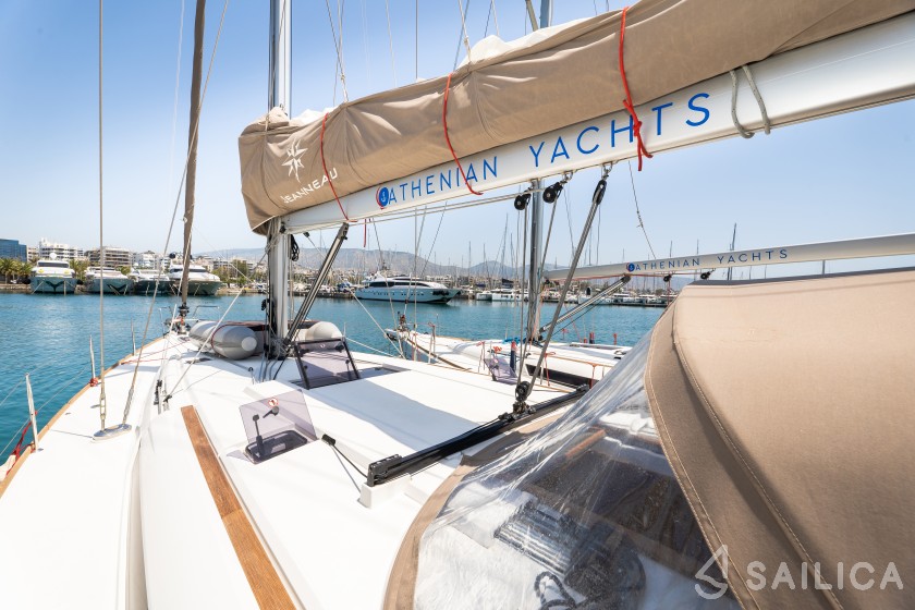 Sun Odyssey 519 - Yacht Charter Sailica