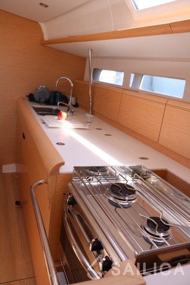 Sun Odyssey 519 - Yacht Charter Sailica