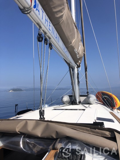 Sun Odyssey 519 - Yacht Charter Sailica