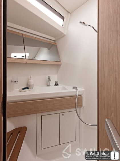 Oceanis 46.1 - Yacht Charter Sailica