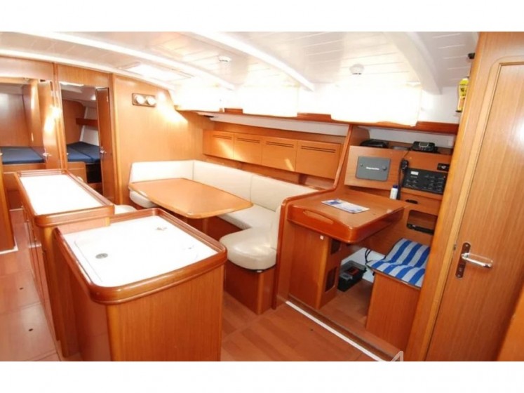 Cyclades 50.5 - Yacht Charter Sailica