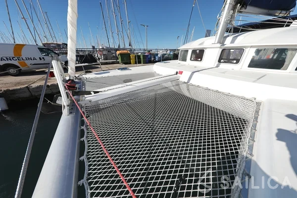Lagoon 380 S2 - Yacht Charter Sailica