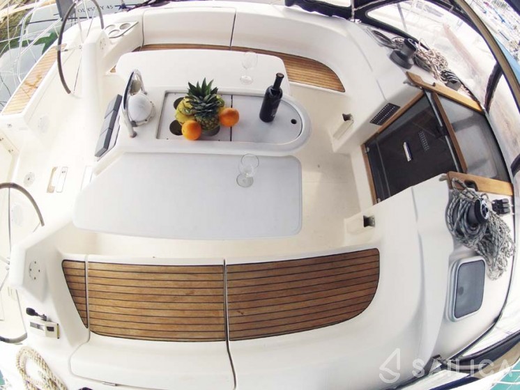 Gib Sea 43 - Yacht Charter Sailica