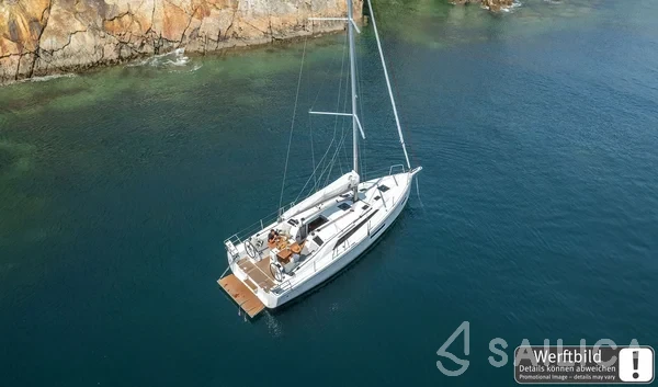 Oceanis 37.1 - Yacht Charter Sailica