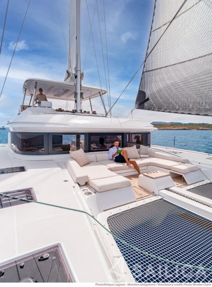Lagoon 55 - Yacht Charter Sailica
