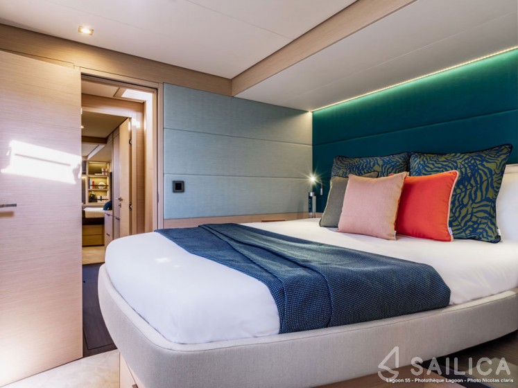 Lagoon 55 - Yacht Charter Sailica