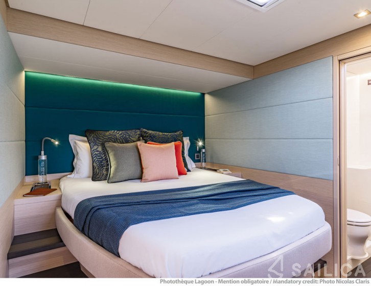 Lagoon 55 - Yacht Charter Sailica