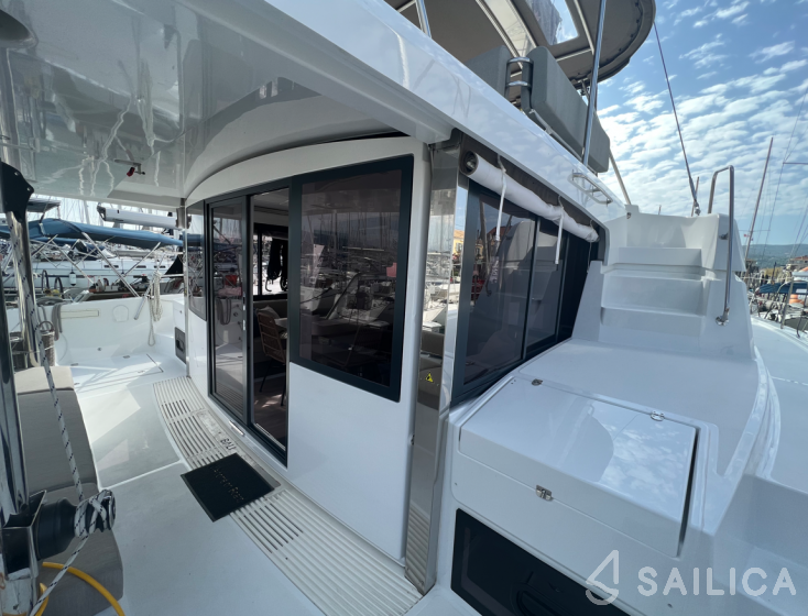 Bali 4.4 - Yacht Charter Sailica