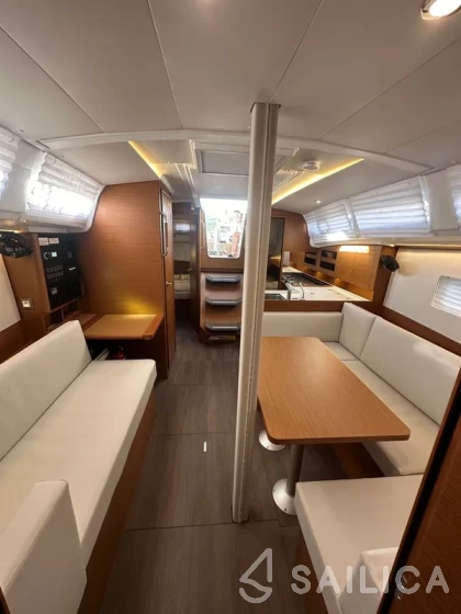 Sun Odyssey 380 - Yacht Charter Sailica