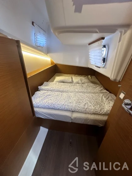 Sun Odyssey 380 - Yacht Charter Sailica