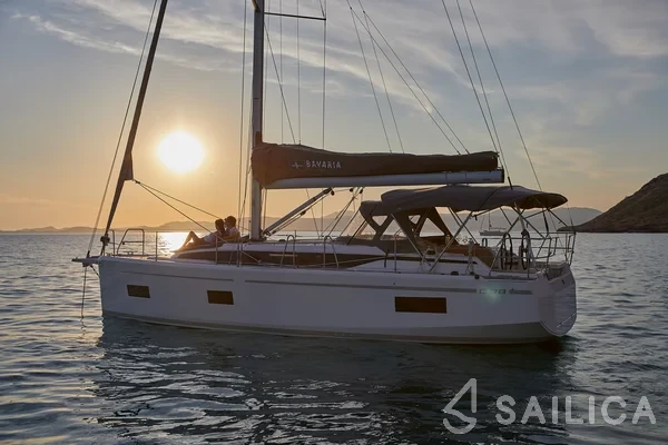 Bavaria C42 - Yacht Charter Sailica